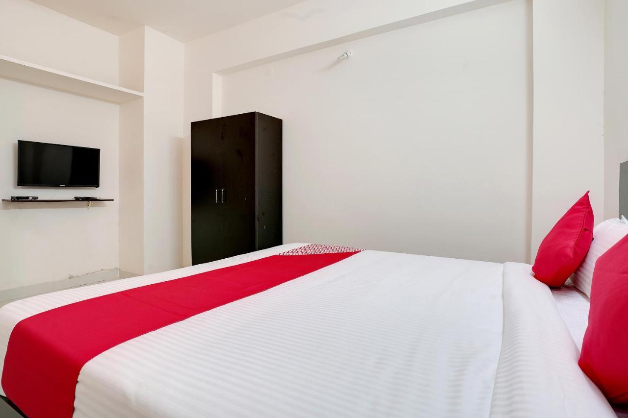 Oyo 41102 Hyderabad Elite Hotel Haidar Sahibguda Exterior foto